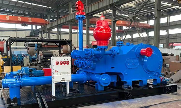 The F500/F800/‌F-1000 drilling mud pump produced by Sino Mechanical has been successfully shipped to customers in Central Asia